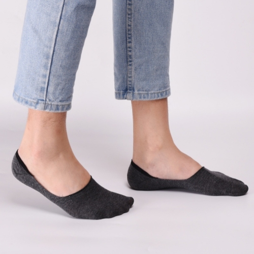 Non-Slip Rubber Strip Men‘s Cotton Invisible Socks 