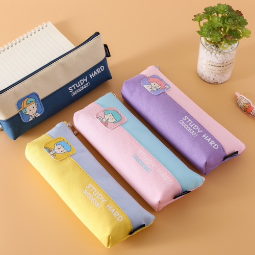 Cute Xiaoqi Ins Japanese Stationery Box Girl Students‘ Pencil Box 2022 New Men and Women Can Use