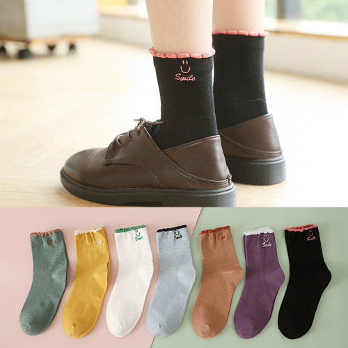 Spring and Autumn New Cute Embroidered Smiley Face Women‘s Socks Color Mid-Calf Cotton Socks Female Lace Socks Factory Direct Sales 