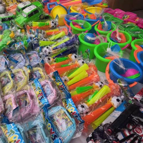 ten yuan three kinds of children‘s toys 10 yuan 3 kinds of beach toys stall supply daily necessities hot sale