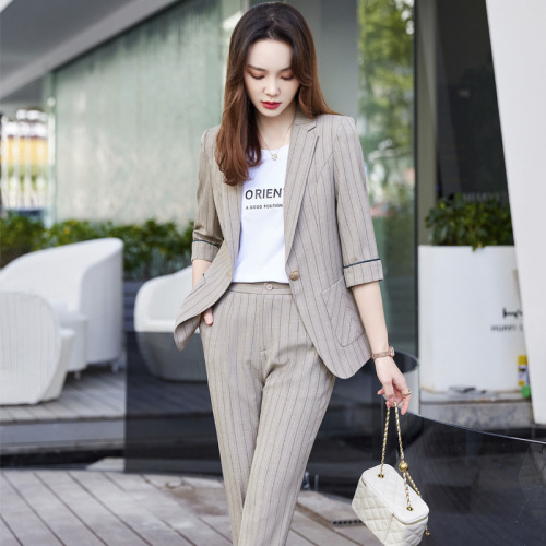 striped blazer for women 2022 spring korean style slim fit three-quarter sleeve suit short fashion casual small suit for women
