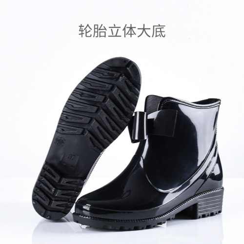 New fashionable Women‘s Low-Cut Rain Boots Trendy Rain Boots Non-Slip Rain Shoes Kitchen Water Boots Waterproof bor Protection Rubber Shoes 