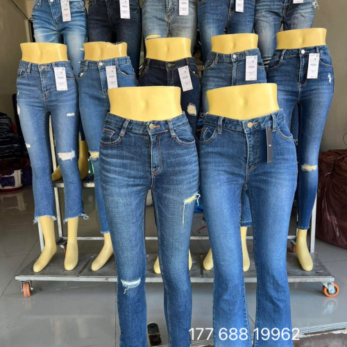 Wholelale Jeans Low-Cost Tail Goods Women‘s Jeans miscellaneous Supply Wholesale Containers