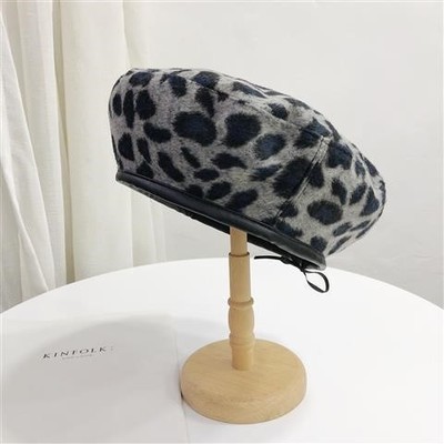 Internet Celebrity Same Style Beret Vintage Leopard Print Painter Hat All-Matching Hong Kong Style Personality Rabbit Plush Beret Female Autumn and Winter