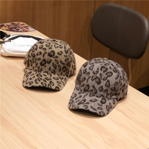 Hat Female Autumn and Winter Thick Warm Baseball Cap Sexy Leopard Retro Peaked Cap Korean Style Personality All-Match Student‘s Hat 
