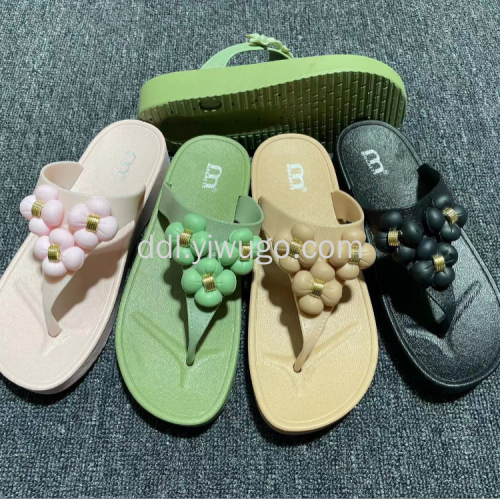foreign trade thick sole outerwear home trend cross-border lady small flower multi-color flip flops beach flip flops wholesale