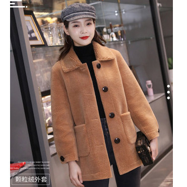 2022 fur cashmere mid-length granular fleece coat women‘s fur integrated lamb fur coat
