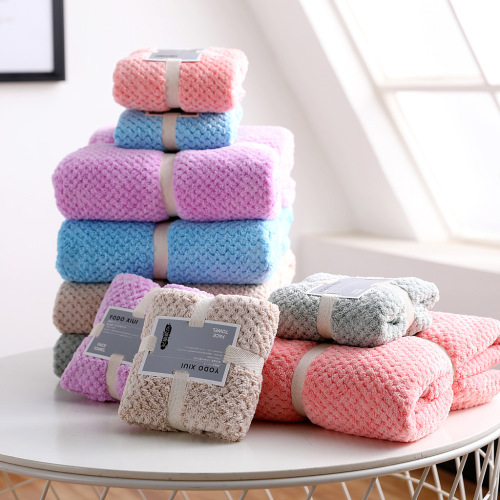 Wholesale Thick Absorbent Towel Two-Piece Towel Set Gift Coral Velvet Towel Pineapple Lattice Towel Bath Towel Beach，