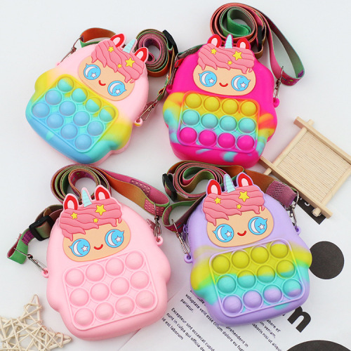 new cross-border girl silicone bag creative mini silicone zipper earphone bag candy-colored handle with key bag