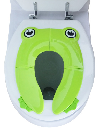 2022 New Arrival Children portable Folding Toilet Seat Green Pp Frog Toilet Lid for Baby out Practice