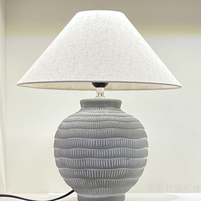 Table Lamp Simple Living Room Japanese Style Hotel Retro B & B Bedroom Ceramic Decorative Lamps Silent Style Fabric Table Lamp
